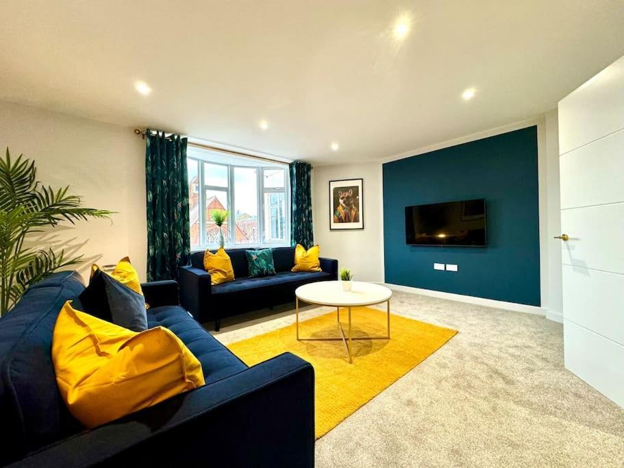 Bournemouth Getaway: 3Br Apartment Near Beach Exterior foto